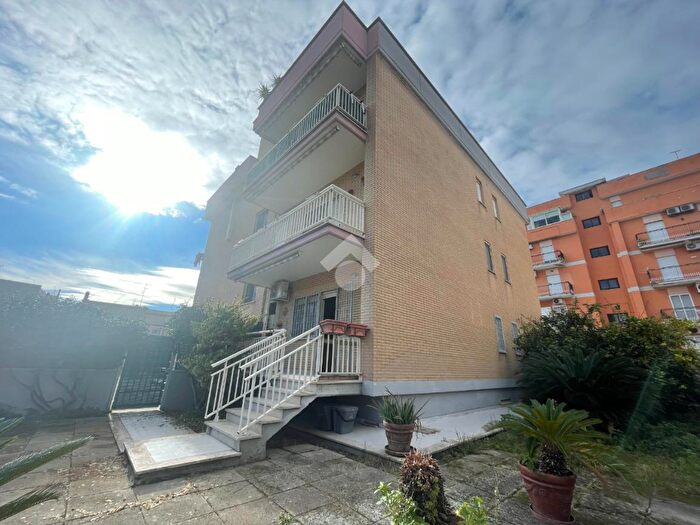 Appartamento trilocale in vendita in Via Jurmala, Terracina