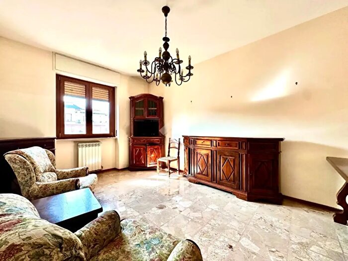 Appartamento quadrilocale in vendita in Piazzale Porta Ticinese, Tortona