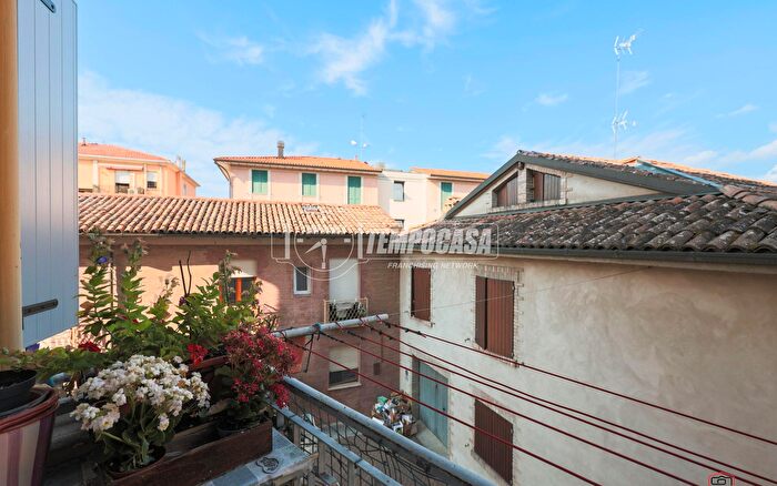 Appartamento quadrilocale in vendita in Via Giuseppe Garibaldi, Valsamoggia