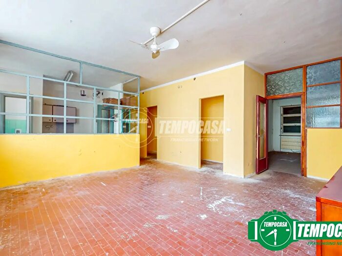 Appartamento trilocale in vendita in Valenza