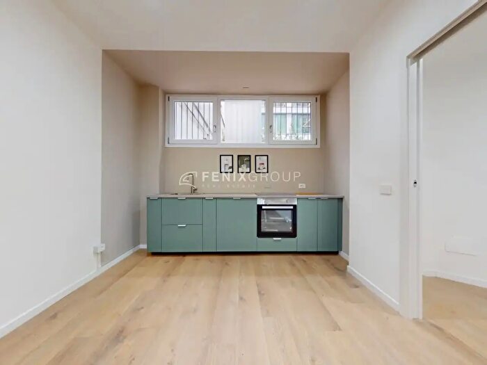 Appartamento bilocale in vendita in Via Roncaglia, Milano