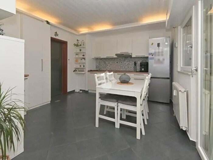 Appartamento con 5 locali in vendita in Corso C G Allamano, Torino