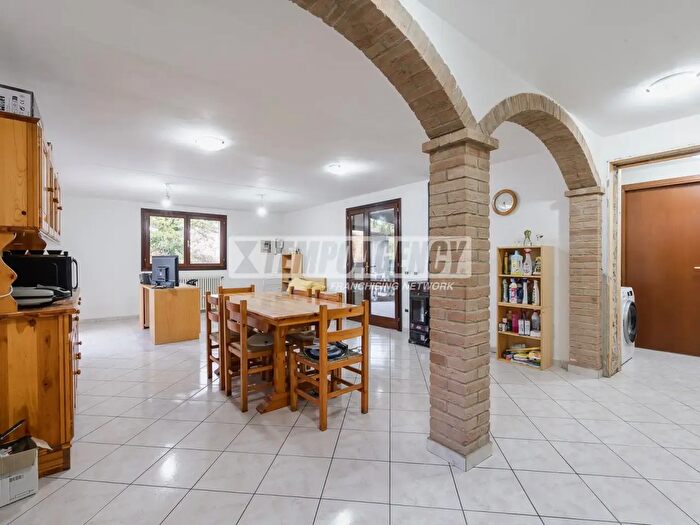 Casa trilocale in vendita in Via Torrente Guerro Cervaro, Serramazzoni