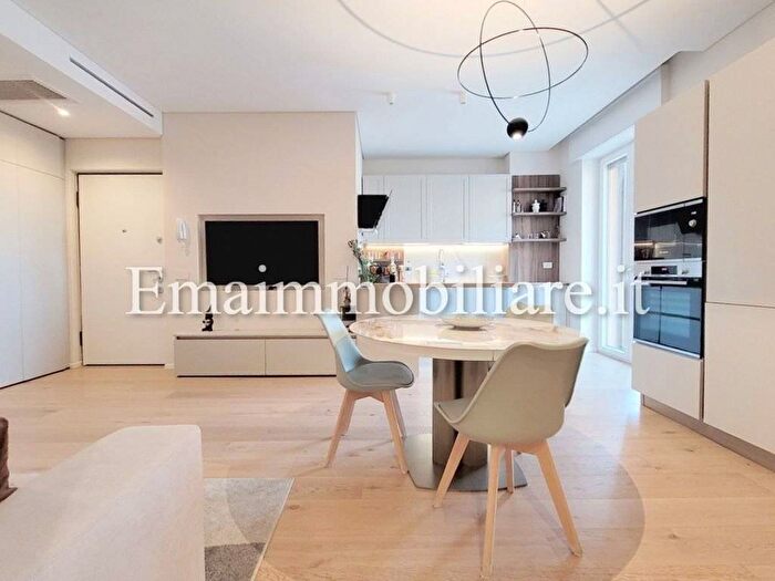 Appartamento trilocale in affitto in Via Bari, Tre Castelli Faenza, Milano