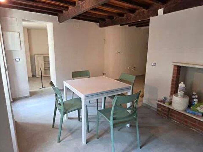 Appartamento quadrilocale in affitto in San Carlo Antona, Massa