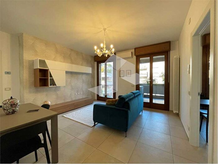 Appartamento trilocale in affitto in San Prospero Tribunale, Reggio Emilia