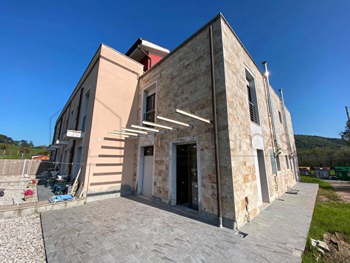 Casa trilocale in vendita in Via Togliatti, Mercato Saraceno