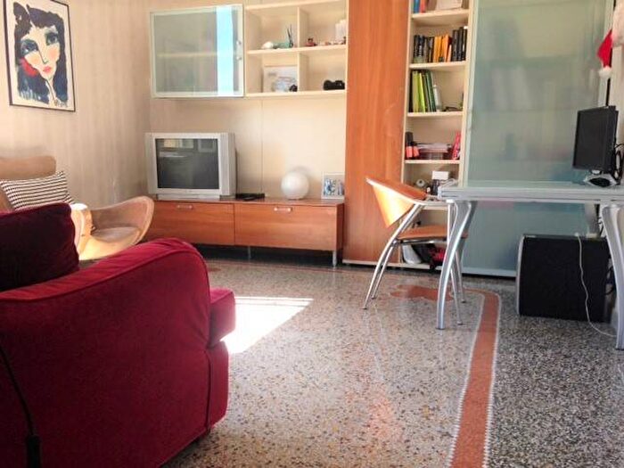 Appartamento trilocale in affitto in Via Marzo, Centro Storico, La Spezia
