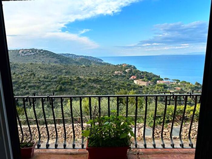 Appartamento con 5 locali in vendita in Località Pianone, Monte Argentario