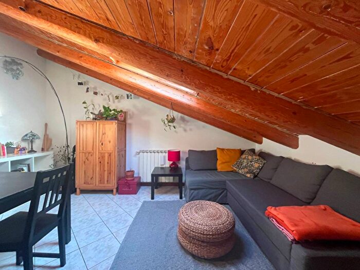 Appartamento bilocale in affitto in Via San Zenone, San Giacomo, Trieste