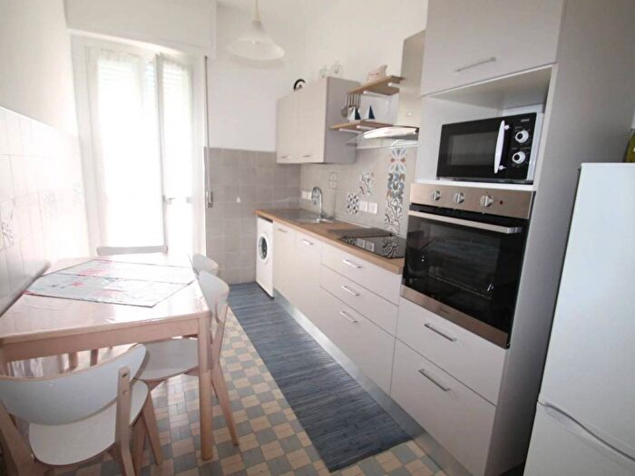 Appartamento trilocale in affitto in Corso Europa, Borghetto Santo Spirito