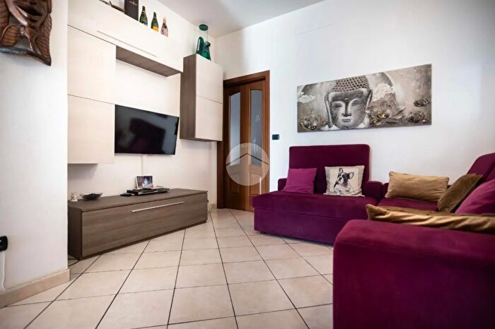 Appartamento trilocale in vendita in Via Coppino, Torino