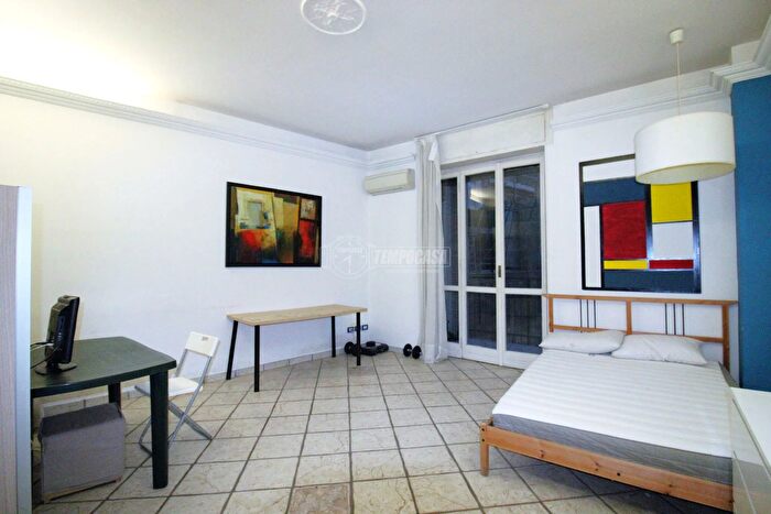 Appartamento trilocale in vendita in Corso Lodi, Milano