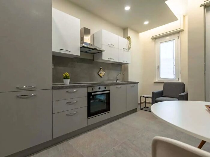 Appartamento monolocale in affitto in Via Canelli, Torino