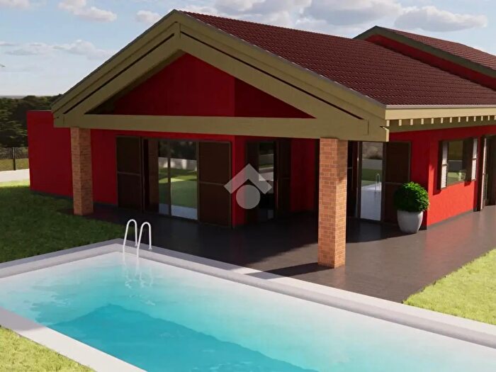 Casa quadrilocale in vendita in Via Strera, Oleggio