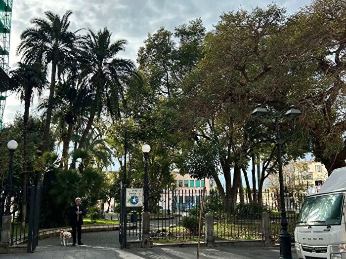 Appartamento bilocale in affitto in Corso Vittorio Emanuele, Torre Del Greco