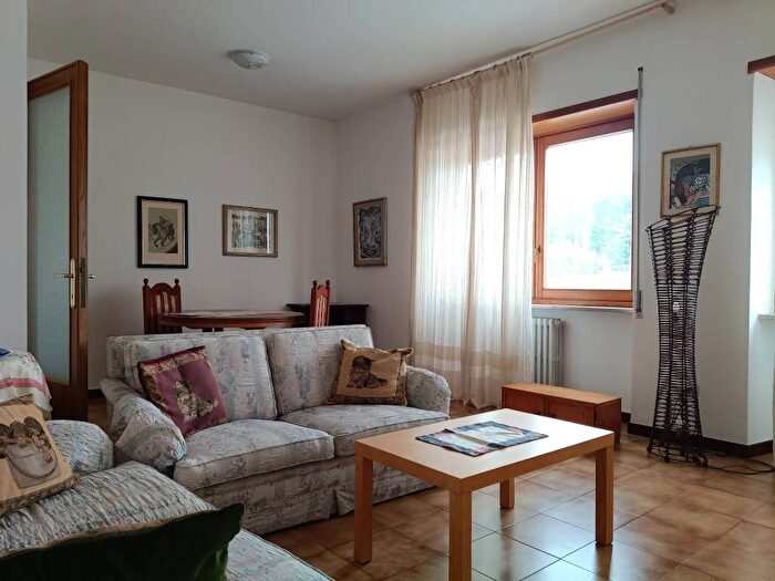 Appartamento trilocale in affitto in Viale della Croce Rossa, Torretta Torrione, LAquila