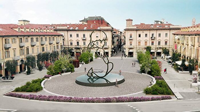 Appartamento bilocale in affitto in Via Italo Gastaldi, Centro, Alba