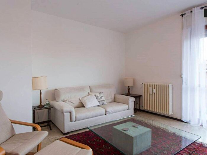 Appartamento con 5 locali in affitto in Via Pusiano, Parco Lambro, Milano