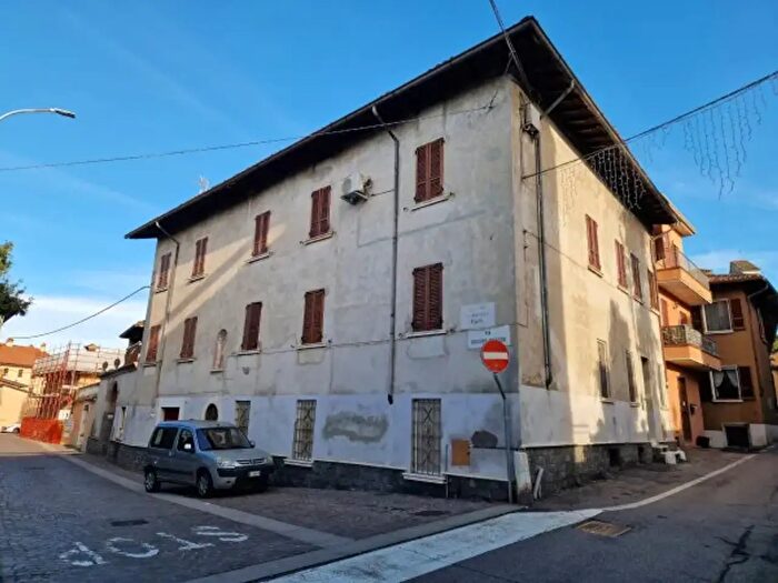 Casa con 6 locali in vendita in Via Tito Speri, Montichiari