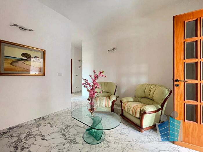 Casa con 7 locali in vendita in Via Lorenzo Perosi, Lecce
