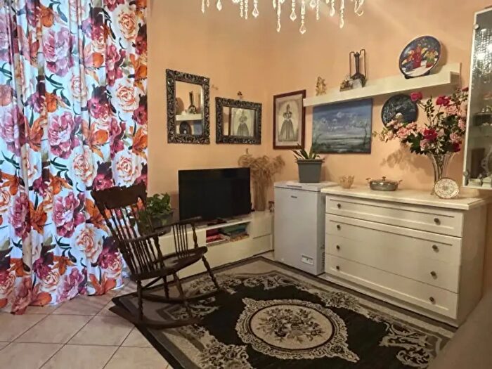 Appartamento trilocale in vendita in Via Verona, Alessandria