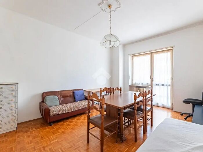 Appartamento quadrilocale in vendita in Via Gorizia, Torino