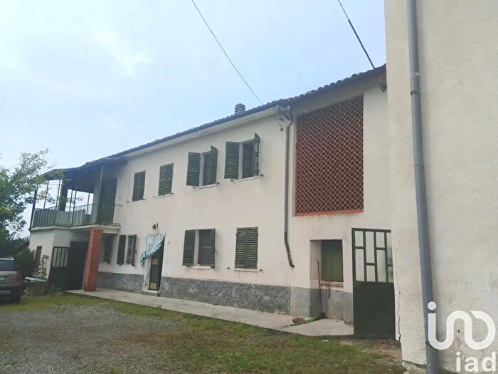 Casa con 7 locali in vendita in Localitãnbsp Reg Castagnola, Sessame