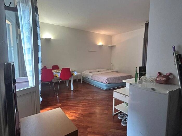 Appartamento monolocale in affitto in Viale Bligny, Bocconi, Milano