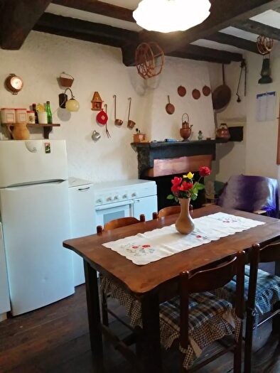 Casa bilocale in vendita in Stazzema