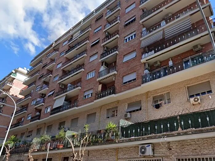 Appartamento monolocale in vendita in Via Eugenio Checchi, Roma