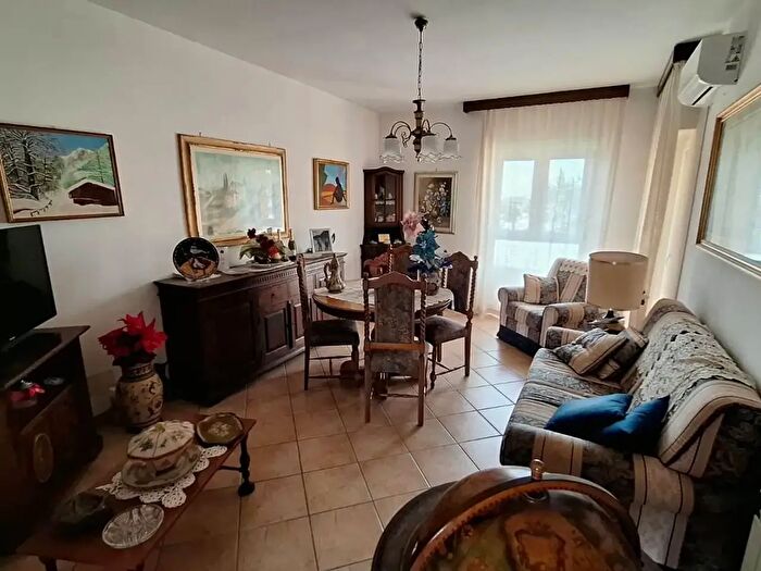 Appartamento con 5 locali in affitto in Via Aldo Moro, Tarquinia