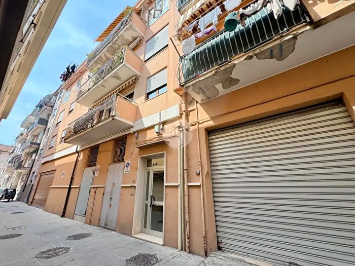 Appartamento trilocale in vendita in Via Angelo Fava, Chioggia