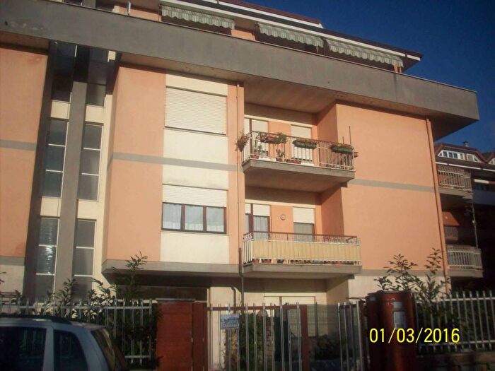 Appartamento trilocale in affitto in Via Giuseppe Romita, Centro, Ariccia