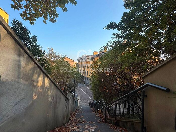 Appartamento con 5 locali in affitto in Via San Mamolo, Colli Castiglione, Bologna