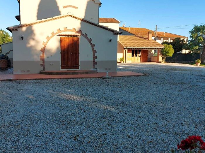 Casa bilocale in affitto in Campiglia Marittima