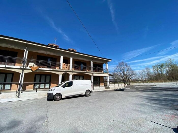 Appartamento quadrilocale in affitto in Via San Michele, Niella Tanaro