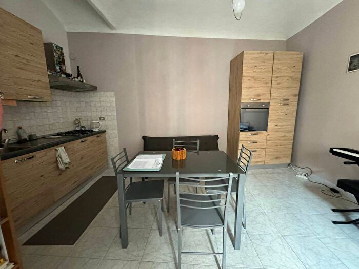 Appartamento bilocale in affitto in Via Brescia, Borgo Rovereto Piscina, Alessandria