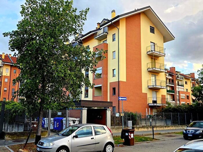 Appartamento bilocale in affitto in Via Montale E, La Loggia