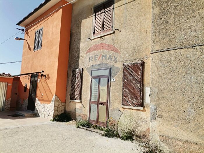 Casa con 5 locali in vendita in Via Pietransieri, Ateleta