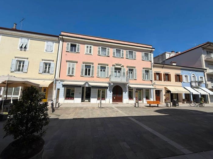Appartamento con 5 locali in affitto in VIA CIOTTA, Centro, Gradisca d'Isonzo