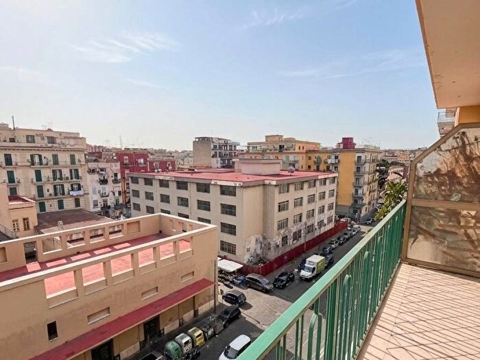 Appartamento monolocale in affitto in Via Casanova, Vasto, Napoli