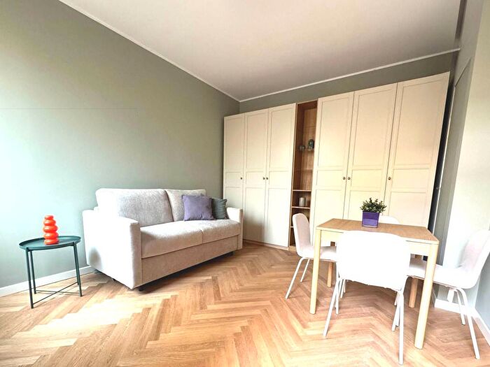 Appartamento monolocale in affitto in Viale San Michele del Carso, Vercelli Wagner, Milano