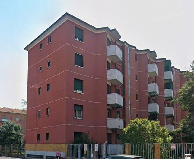 Appartamento bilocale in affitto in Via Lorenteggio, Giambellino, Milano
