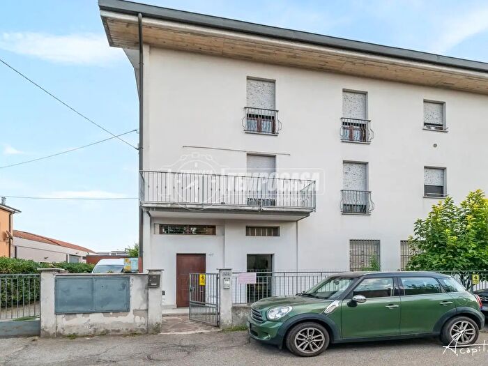 Appartamento in vendita in Via Cesare della Chiesa, Modena