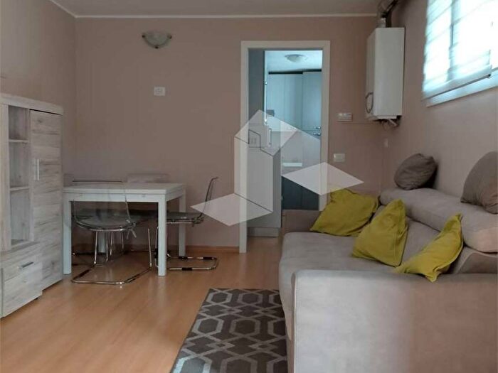 Appartamento bilocale in affitto in Regina Pacis, Reggio Emilia