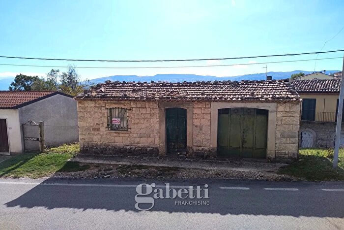 Casa quadrilocale in vendita in Strada Provinciale, Molise