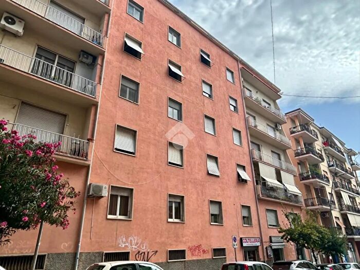 Appartamento con 5 locali in affitto in Via Umberto Tancredi, Cosenza