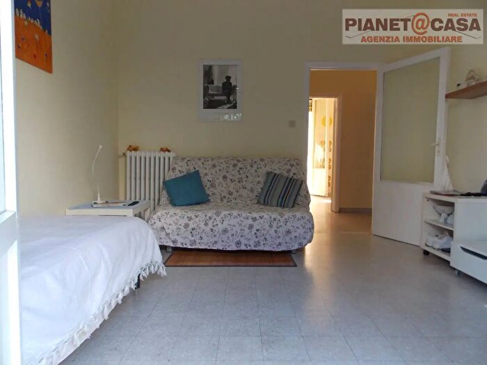 Appartamento quadrilocale in vendita in Via Paolo Buonamici, Acquasanta Terme