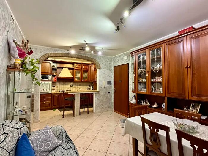 Appartamento trilocale in vendita in Via Costa, Alpignano